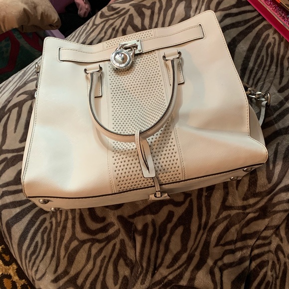 Michael Kors Hamilton - Picture 5 of 6